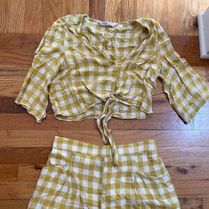 BCBGeneration Yellow Gingham Crop Top + Shorts Set **SEE SIZING IN DESCRIPTION**